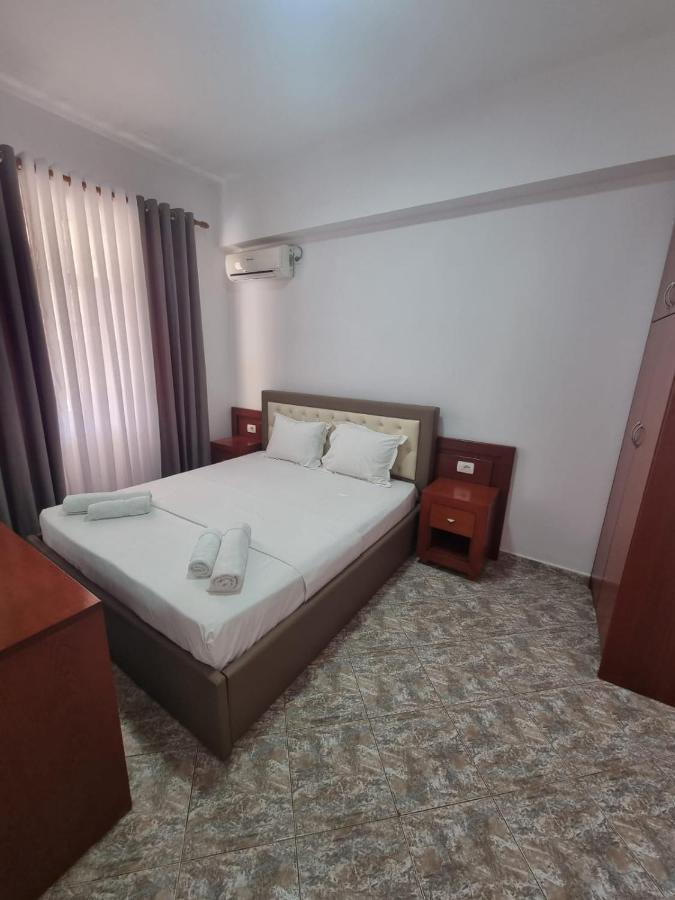 Ideal Apartments & Rooms Sarandë Exterior foto